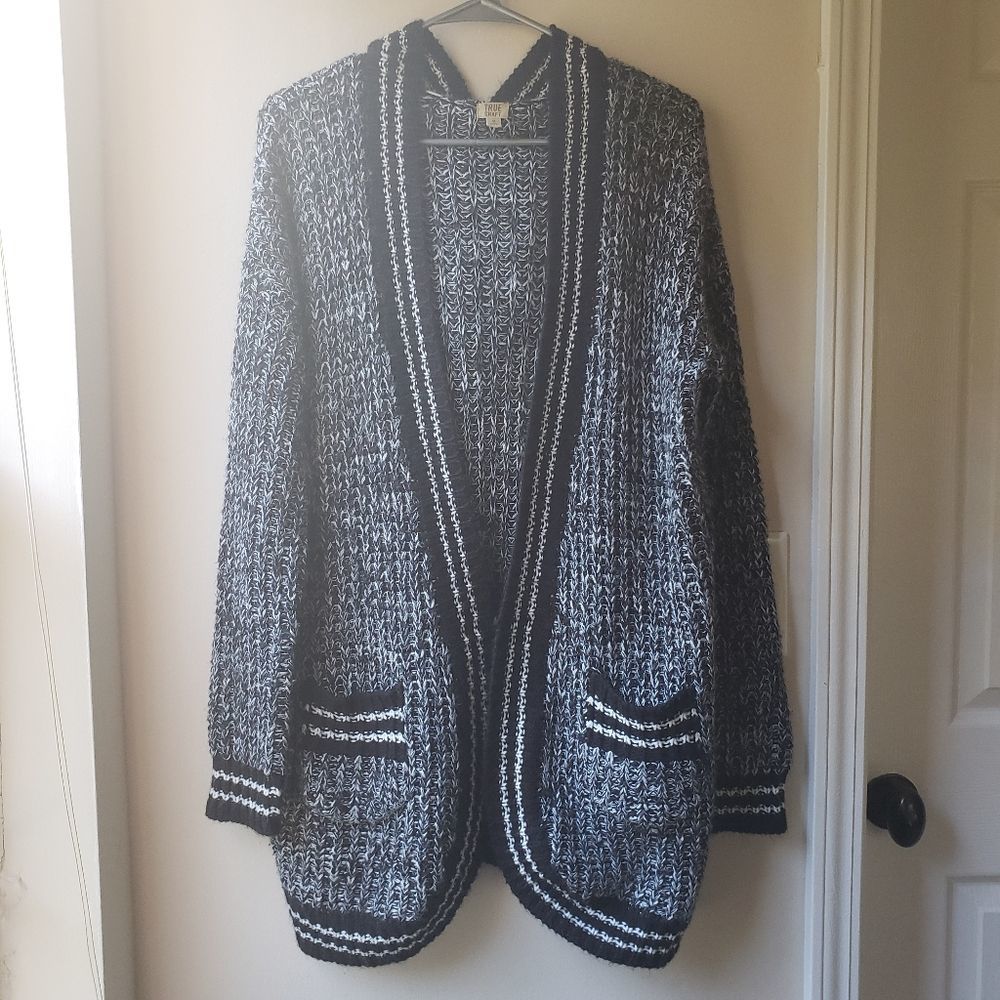 Black/White Long Cardigan